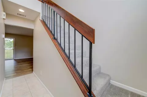 Entry Way - 1332 Holgate Dr #E2, Ballwin, MO 63021 photo 3 of 3