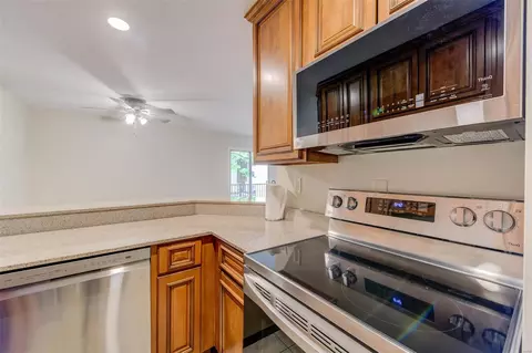 Kitchen - 1332 Holgate Dr #E2, Ballwin, MO 63021 photo 3 of 3
