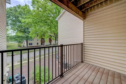 Exterior - 1332 Holgate Dr #E2, Ballwin, MO 63021 photo 2 of 6