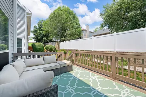 Exterior - 1605 Whispering Creek Dr, Ballwin, MO 63021 photo 5 of 10