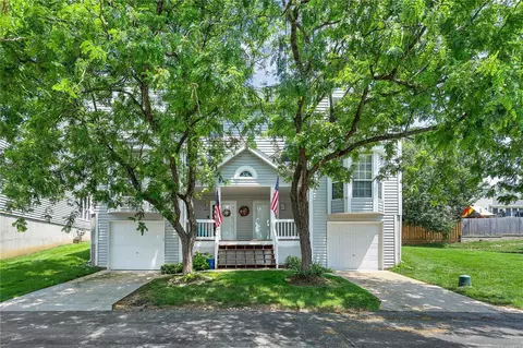 1605 Whispering Creek Dr, Ballwin, MO 63021