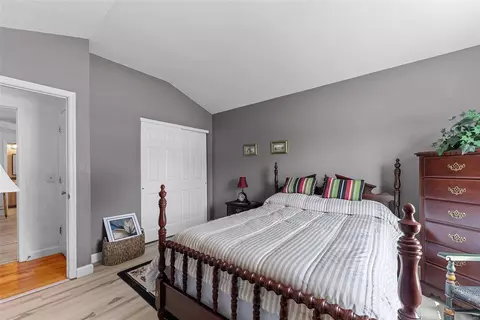 Bedroom - 401 White Chapel Dr, O'fallon, MO 63368 photo 2 of 4