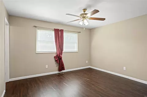 Bedroom - 4108 Bridgehampton Dr, Saint Charles, MO 63304 photo 2 of 7