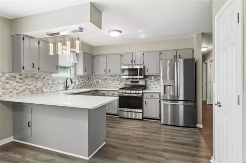 Kitchen - 4108 Bridgehampton Dr, Saint Charles, MO 63304 photo 1 of 3