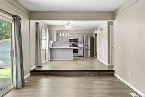 Living - 4108 Bridgehampton Dr, Saint Charles, MO 63304 photo 6 of 7