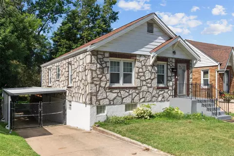 6988 Edison Ave, Saint Louis, MO 63121 photo 2