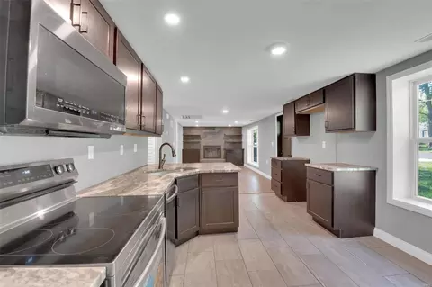 Entry Way - 58 Plackemeier Dr, O'fallon, MO 63366 photo 1 of 1