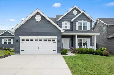 311 Palisades Ct, Saint Charles, MO 63301