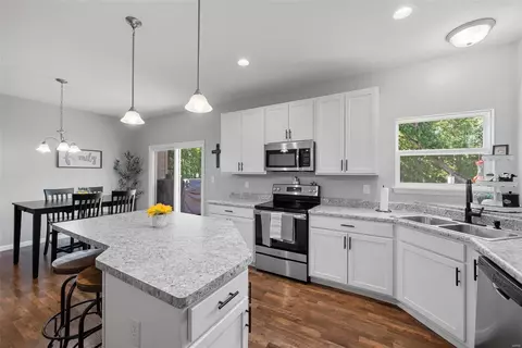 138 Keystone Ridge Dr, O'fallon, MO 63366 photo 25