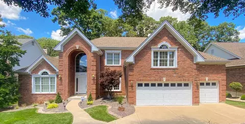 4530 Ridgemoor Place Ct, Saint Louis, MO 63128