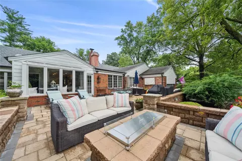 105 Graybridge Rd, Ladue, MO 63124 photo 29