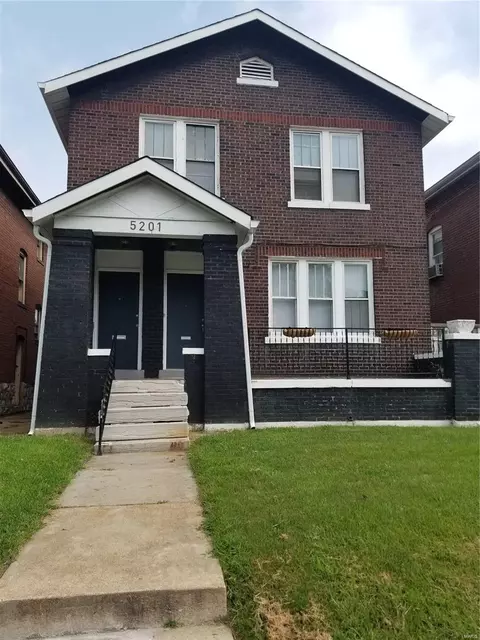 5201 Northland Ave, Saint Louis, MO 63113