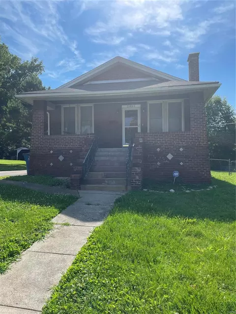 3434 Charlack Ave, Saint Louis, MO 63114