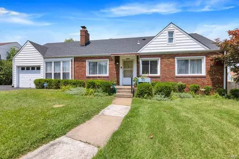 9909 Affton Pl, Saint Louis, MO 63123