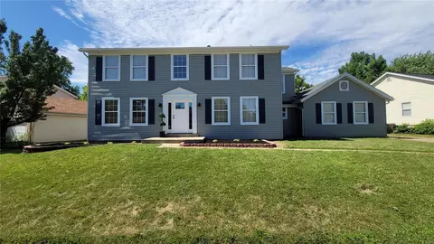 1155 English Saddle Rd, Florissant, MO 63034