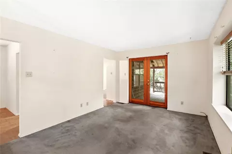 Living - 17312 Thunder Spring Rd, Wildwood, MO 63025 photo 3 of 3