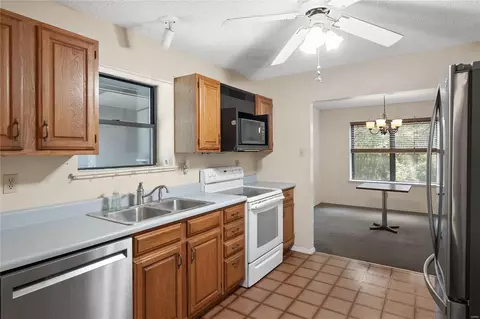 Kitchen - 17312 Thunder Spring Rd, Wildwood, MO 63025 photo 1 of 2