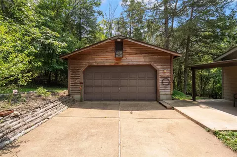 Exterior - 17312 Thunder Spring Rd, Wildwood, MO 63025 photo 3 of 18