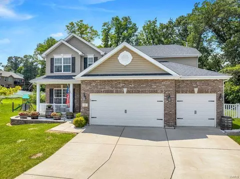11 Winded Way Ct, Wentzville, MO 63385