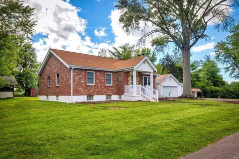 7935 S Rock Hill Rd, Saint Louis, MO 63123