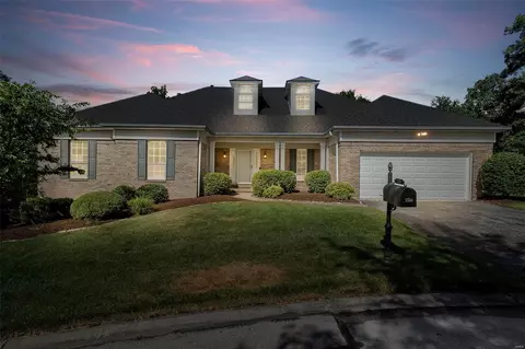 224 Whitmoor Forest Ct #25, Weldon Spring, MO 63304