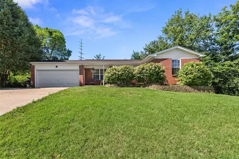 3350 San Sevilla Ct, Bridgeton, MO 63044