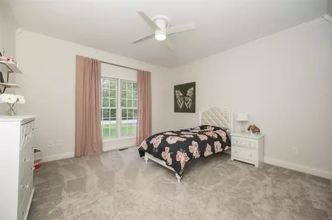 Bedroom - 40 Crocknaraw Ln, Weldon Spring, MO 63304 photo 2 of 4