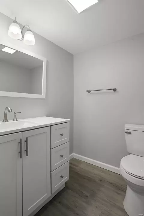 Bath - 3740 Sawmill Rd, Wildwood, MO 63069 photo 7 of 7