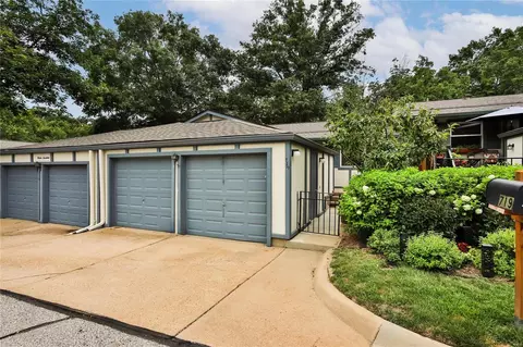719 Claygate Ct, Manchester, MO 63021 photo 2
