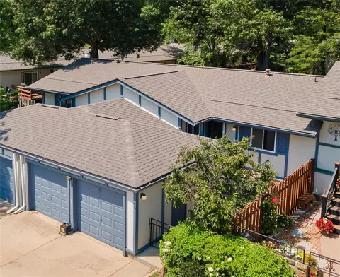 719 Claygate Ct, Manchester, MO 63021