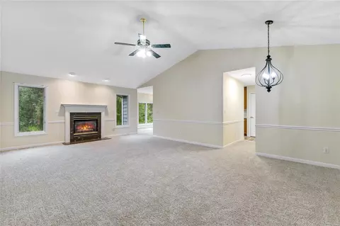 3055 Devilla Trl #8B, Saint Charles, MO 63301 photo 3