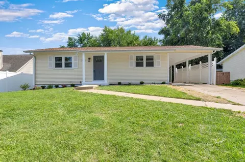 3606 Westport Dr, Saint Charles, MO 63303