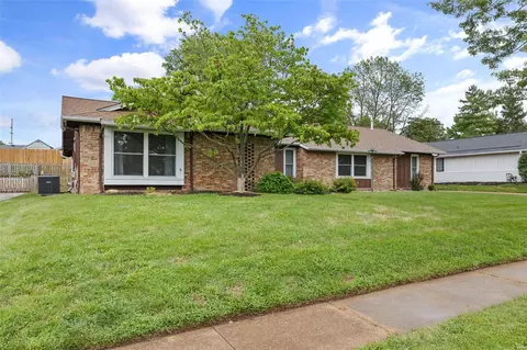 513 Glenmeadow Dr, Ballwin, MO 63011 photo 40