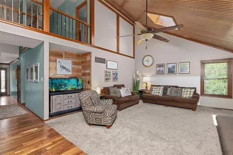 Living - 827 Castlebar Ct, Manchester, MO 63021 photo 2 of 3