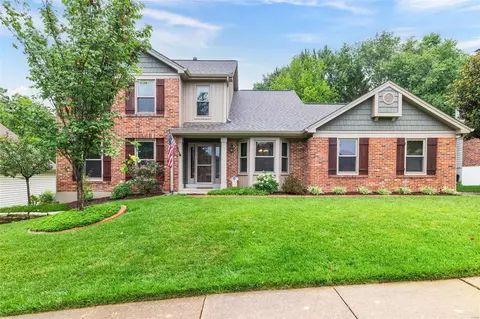 827 Castlebar Ct, Manchester, MO 63021