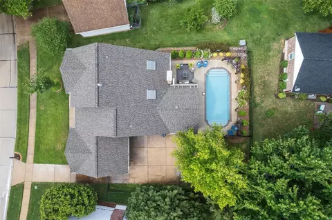 View/Area - 827 Castlebar Ct, Manchester, MO 63021 photo 1 of 4
