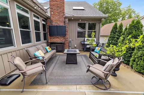 Exterior - 827 Castlebar Ct, Manchester, MO 63021 photo 4 of 16