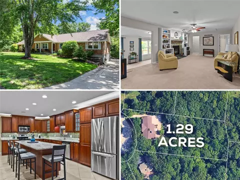2 Oak Forest Ct, Saint Charles, MO 63303