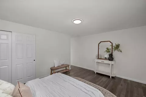 Bedroom - 2 Steeple Hill Ln, Ballwin, MO 63011 photo 6 of 6