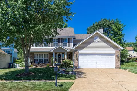 977 Forder Crossing Dr, Saint Louis, MO 63129