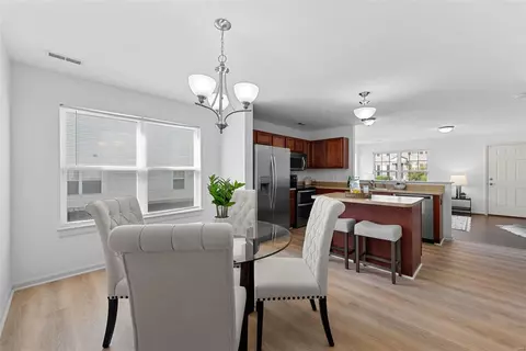 Dining - 439 Wild Oak Dr, O'fallon, MO 63368 photo 1 of 1