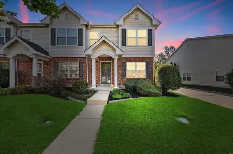 439 Wild Oak Dr, O'fallon, MO 63368