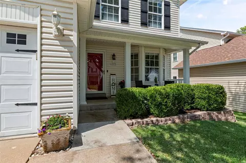 1072 Johanna Dr, Ballwin, MO 63021 photo 4