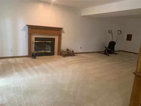 843 Whispering Rock Dr, O'fallon, MO 63366 photo 21