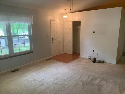 843 Whispering Rock Dr, O'fallon, MO 63366 photo 8