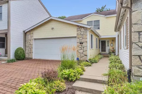 1549 Walpole Dr, Chesterfield, MO 63017