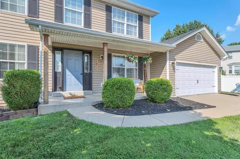 1911 Providence Estate Dr, Wentzville, MO 63385