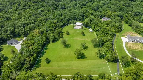 View/Area - 4635 Chateau Ln, Wildwood, MO 63069 photo 3 of 4
