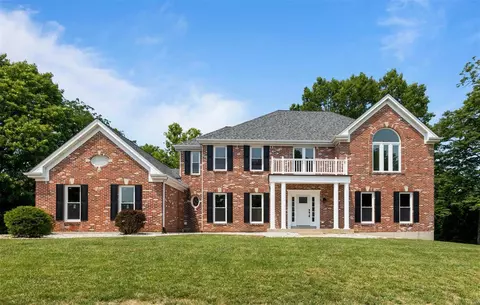 17659 Ailanthus Dr, Wildwood, MO 63005