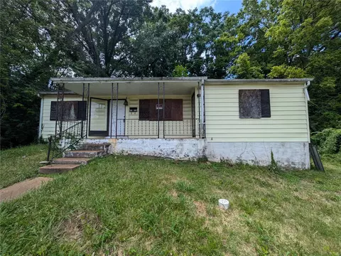 2235 Edmund Ave, Saint Louis, MO 63121